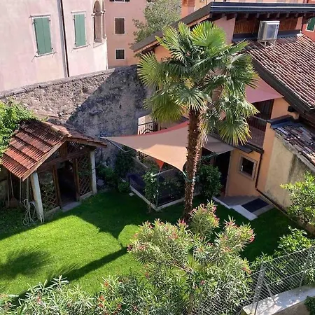 Giovanna's Home, Historic Town House With Garden *