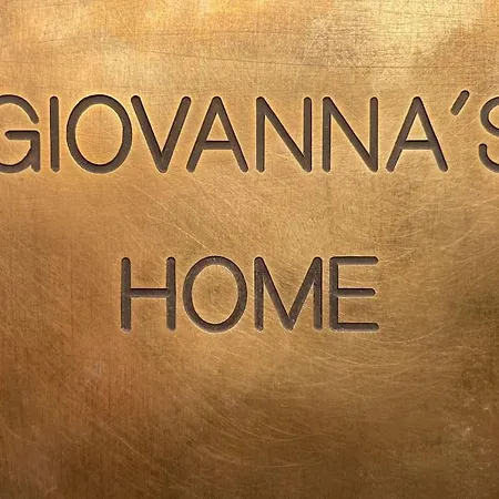 Giovanna's Home, Historic Town House With Garden